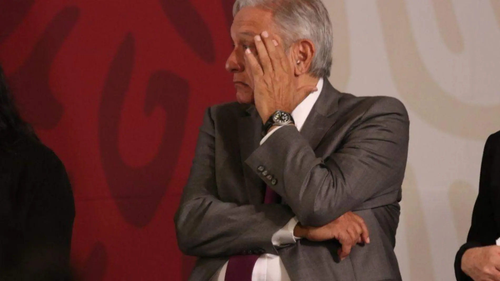 Políticos reaccionan a carta de AMLO para el Parlamento Europeo